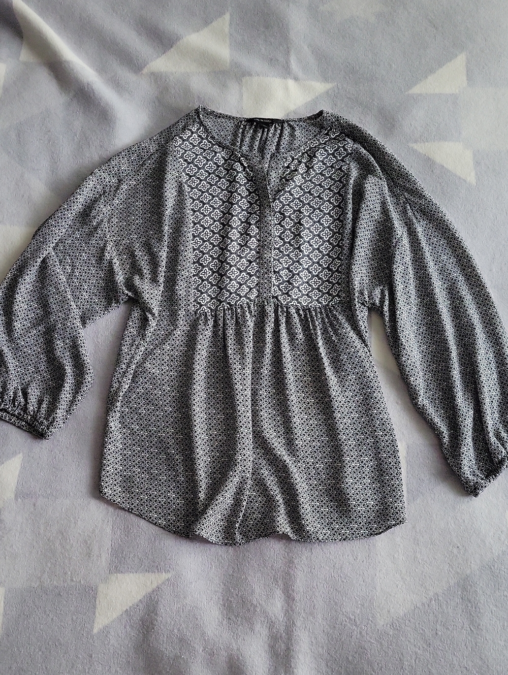 Banana Republic Geometric Blouse